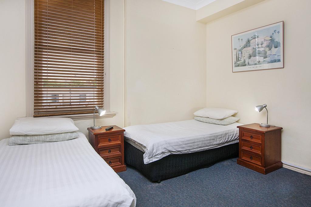 Ashfield Manor Sydney Hotel Exterior photo