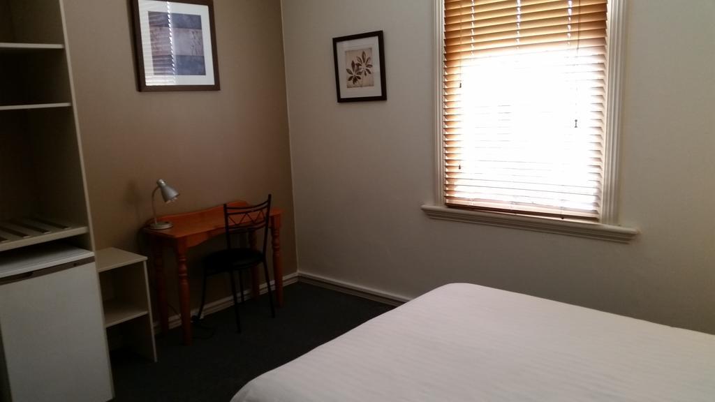 Ashfield Manor Sydney Hotel Exterior photo