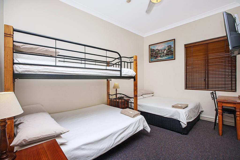 Ashfield Manor Sydney Hotel Room photo