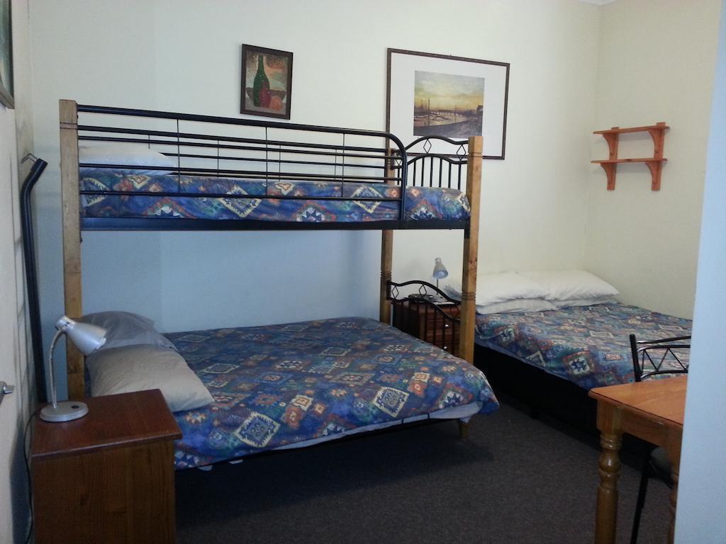 Ashfield Manor Sydney Hotel Room photo