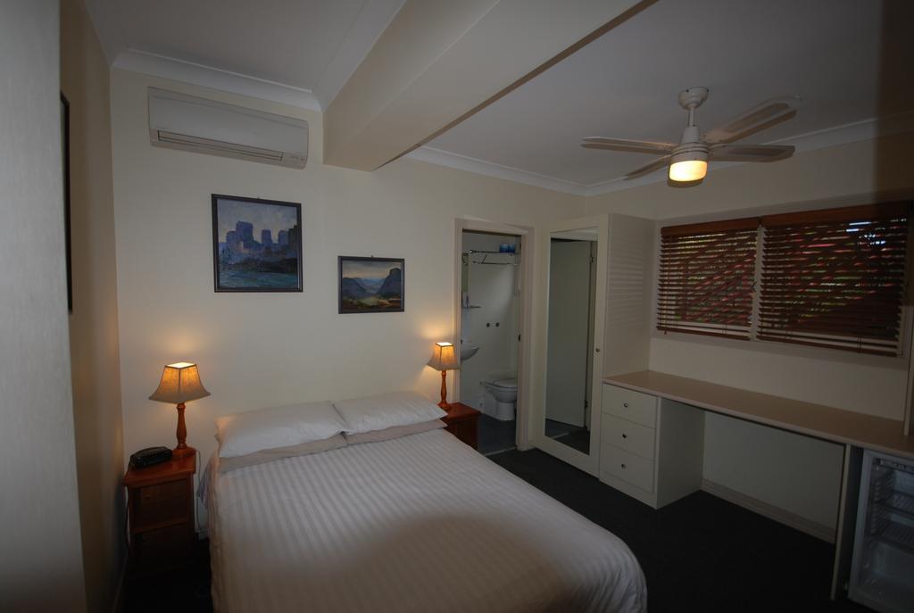 Ashfield Manor Sydney Hotel Room photo