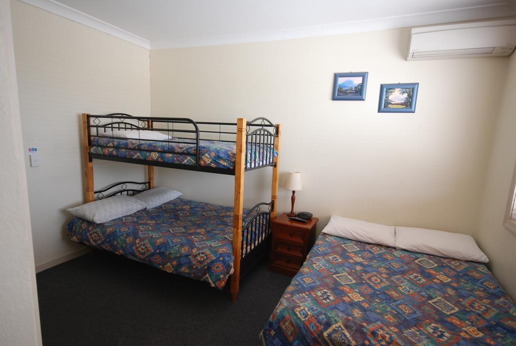 Ashfield Manor Sydney Hotel Room photo