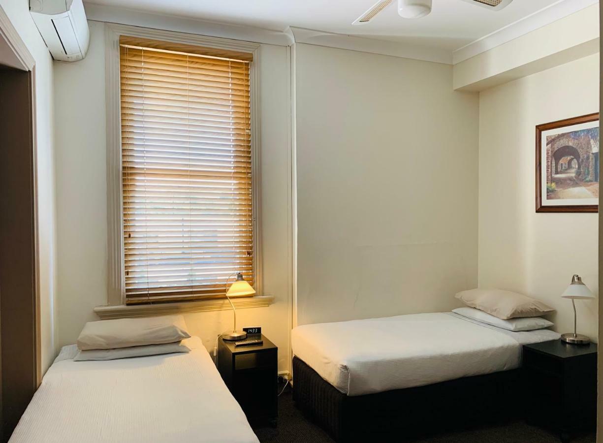 Ashfield Manor Sydney Hotel Exterior photo